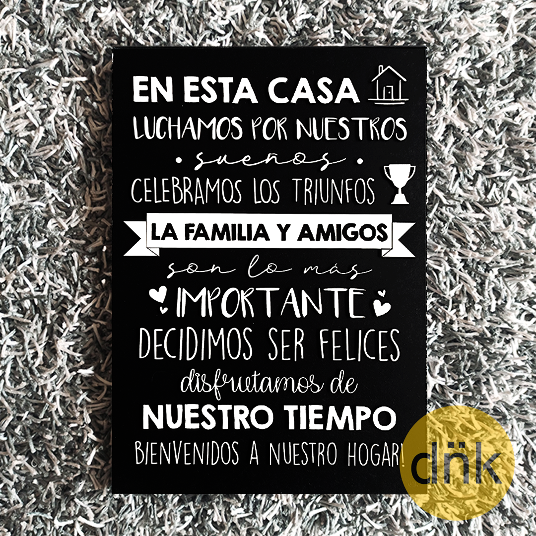 Pizarra En Esta Casa Luchamos